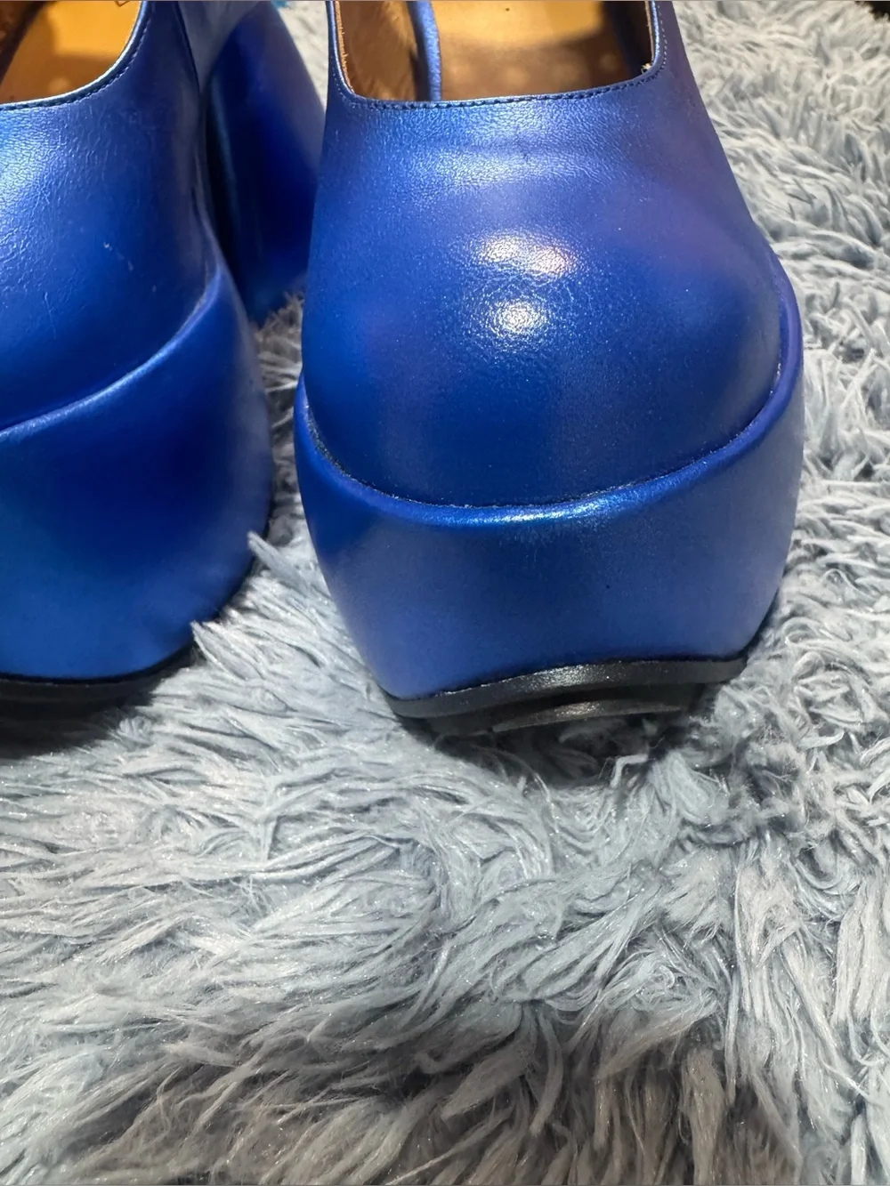 Preowned John Fluevog Superfly Kool Mary Janes in Size 8